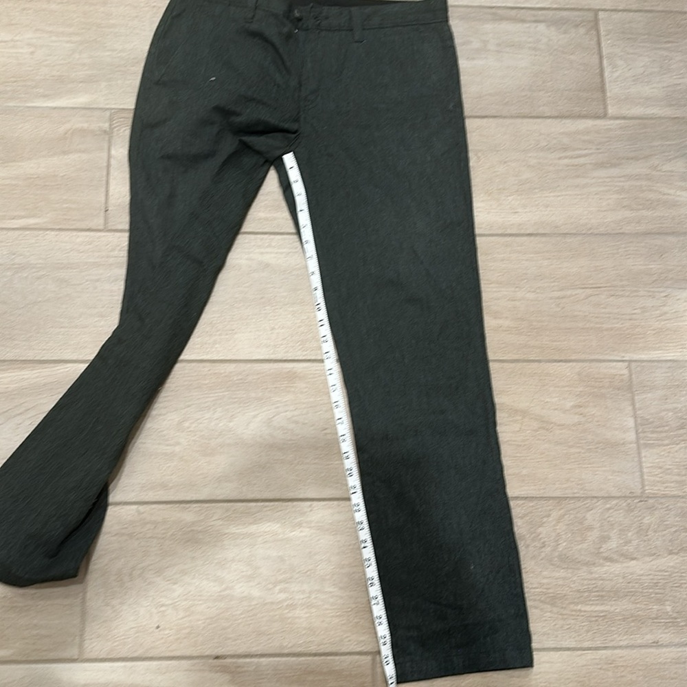 Men’s dark gray flat front Volcom pants - Picture 4 of 4